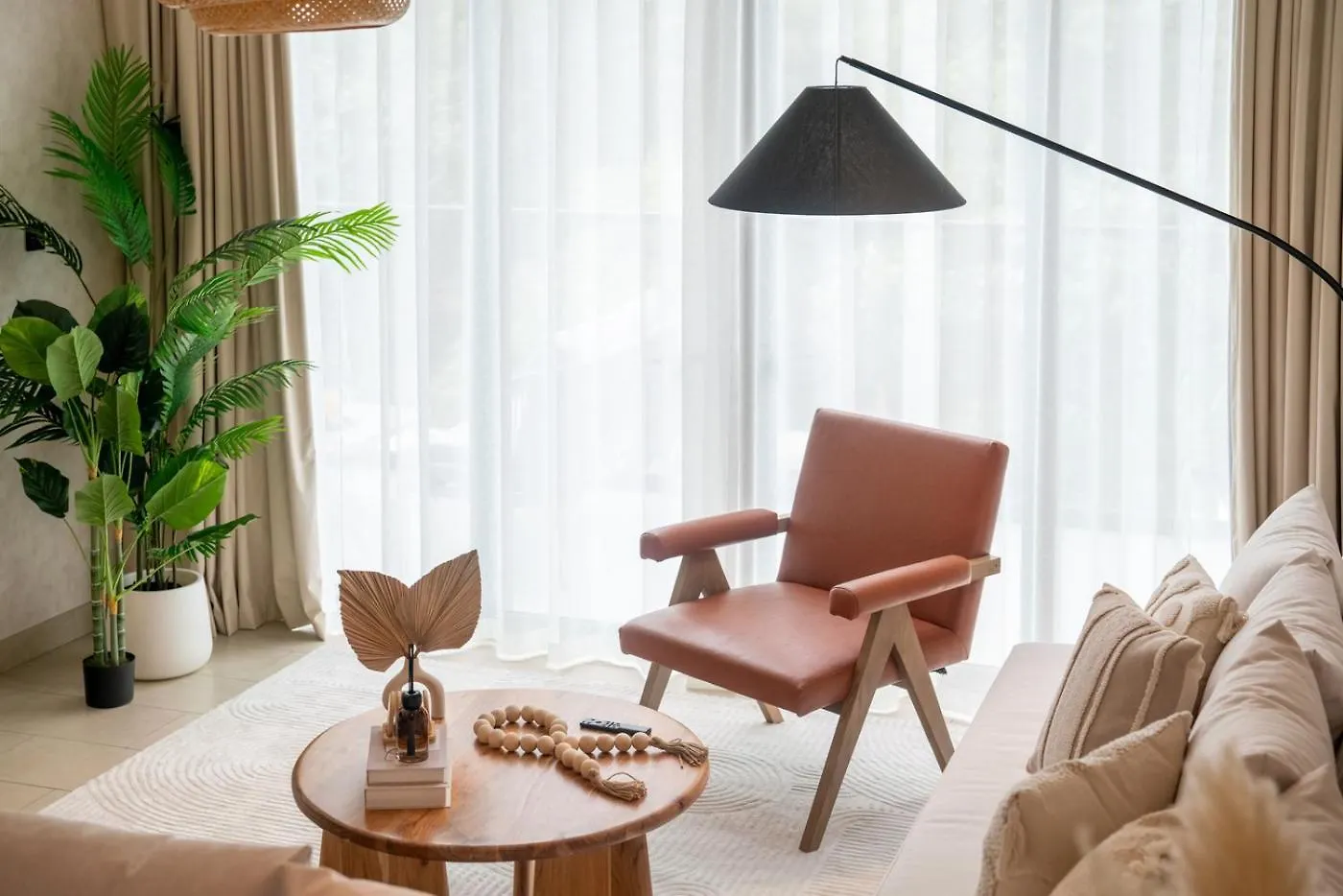 New Spacious 1Br With Pool And Gym Dubai