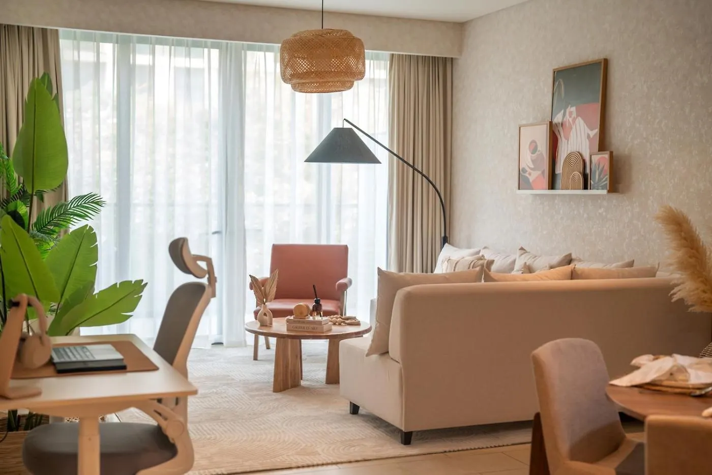 New Spacious 1Br With Pool And Gym Dubai 0*,  United Arab Emirates